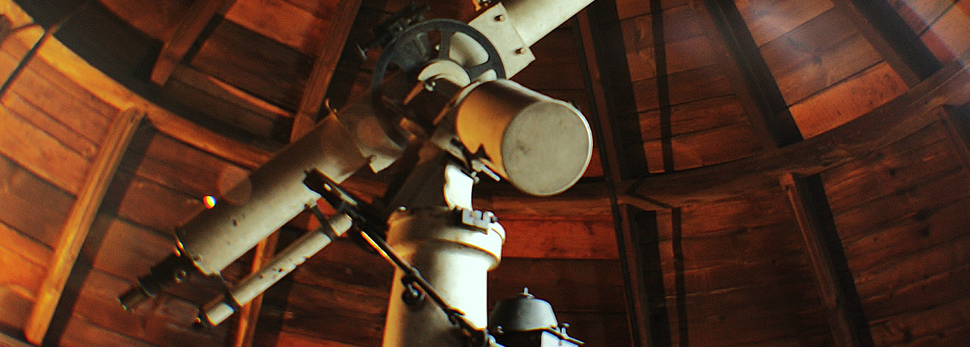 The Victorian telescope in the Athenaeum observatory