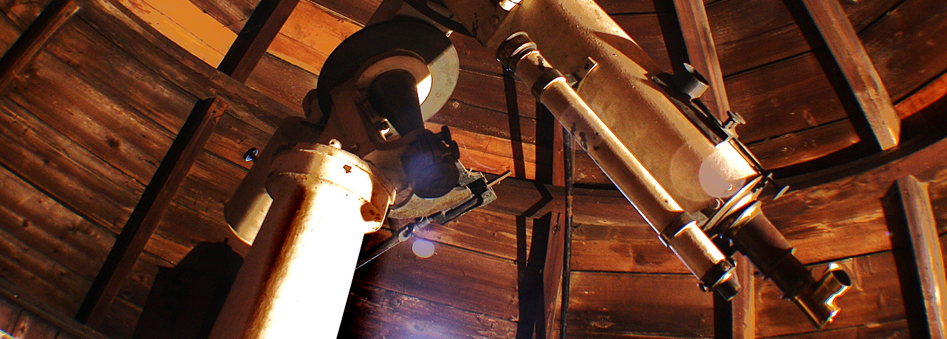 The Victorian telescope in the Athenaeum observatory